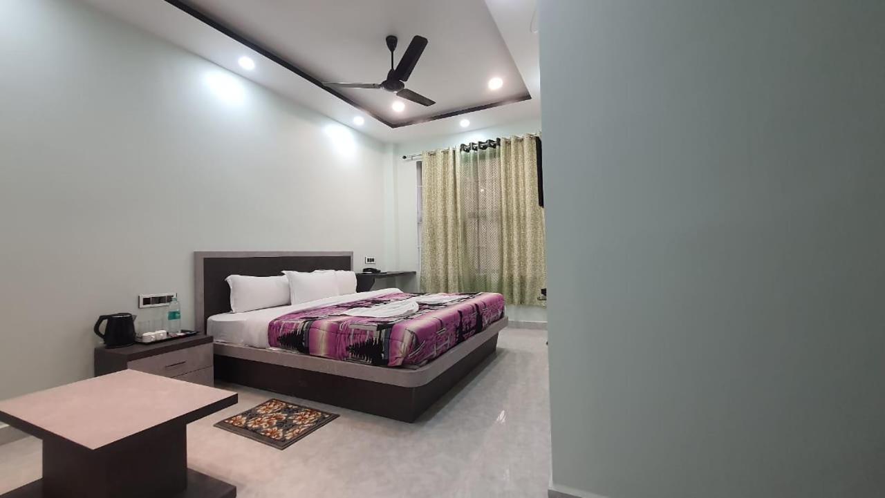 Kaziranga Guest House, Kohora Home Golaghat Kültér fotó